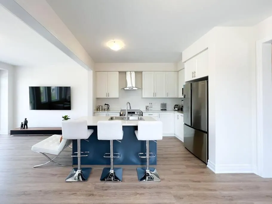 Niagara Getaway:10 Min-Falls/Marineland/Waterpark Villa Holiday home