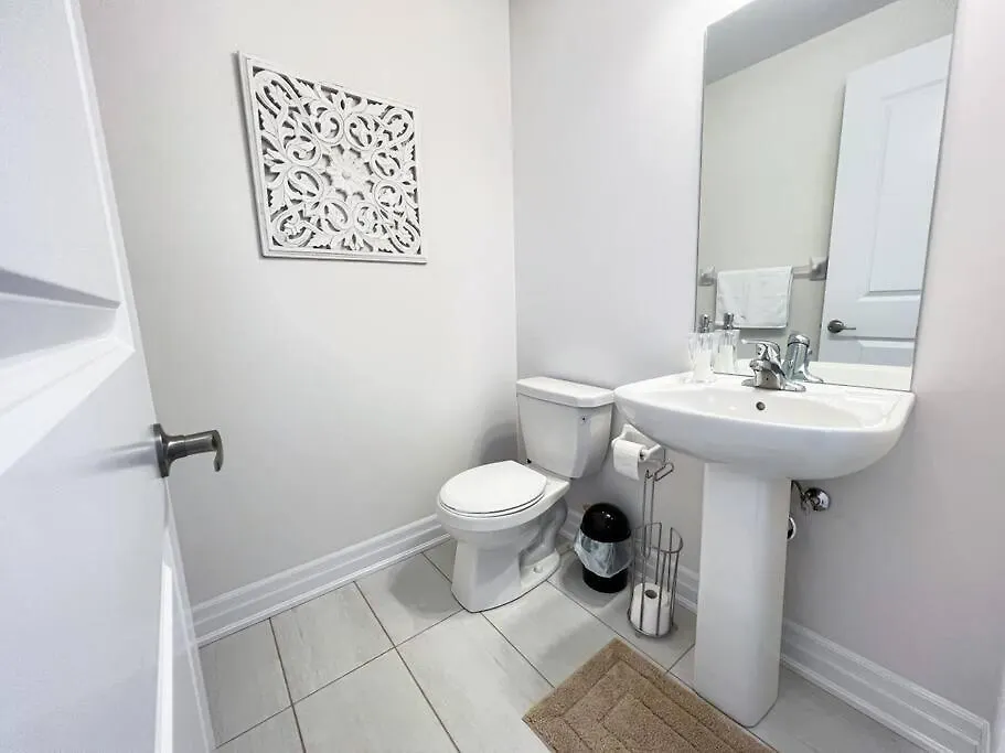 Holiday home Niagara Getaway:10 Min-Falls/Marineland/Waterpark Villa