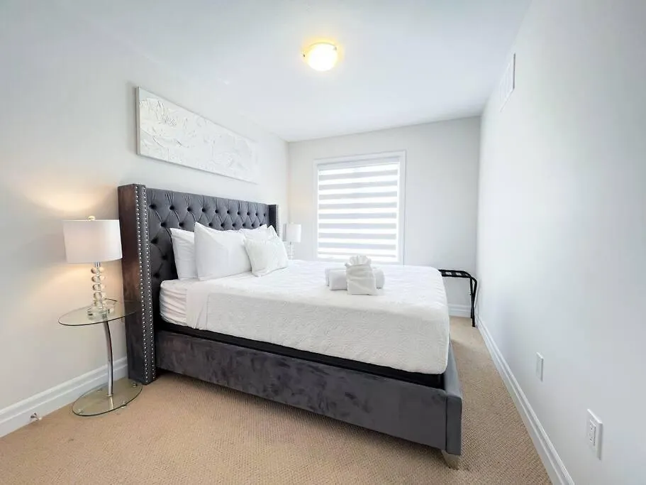 Holiday home Niagara Getaway:10 Min-Falls/Marineland/Waterpark Villa